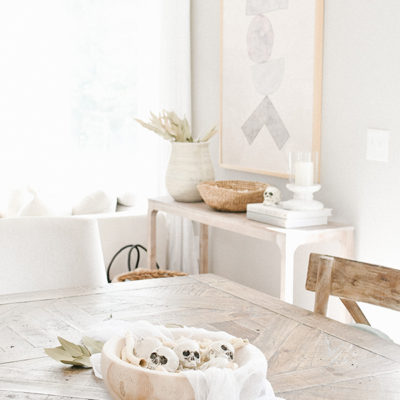 Simple Halloween Tablescape